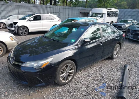 2017 Toyota Camry Se z USA, uszkodzony, nr VIN 4T1BF1FK3HU734489